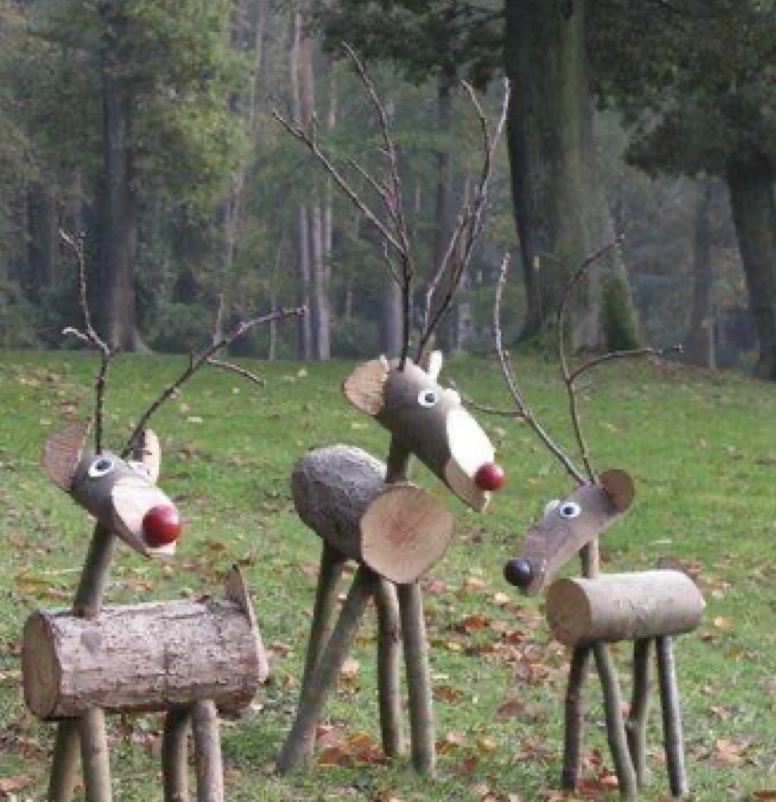 Make a Christmas reindeer with the Crafty Foxes